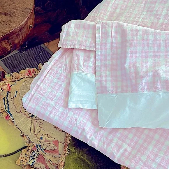 Queen flat sheet by Yves Delorme for Palais Royal - Picture 3 of 5